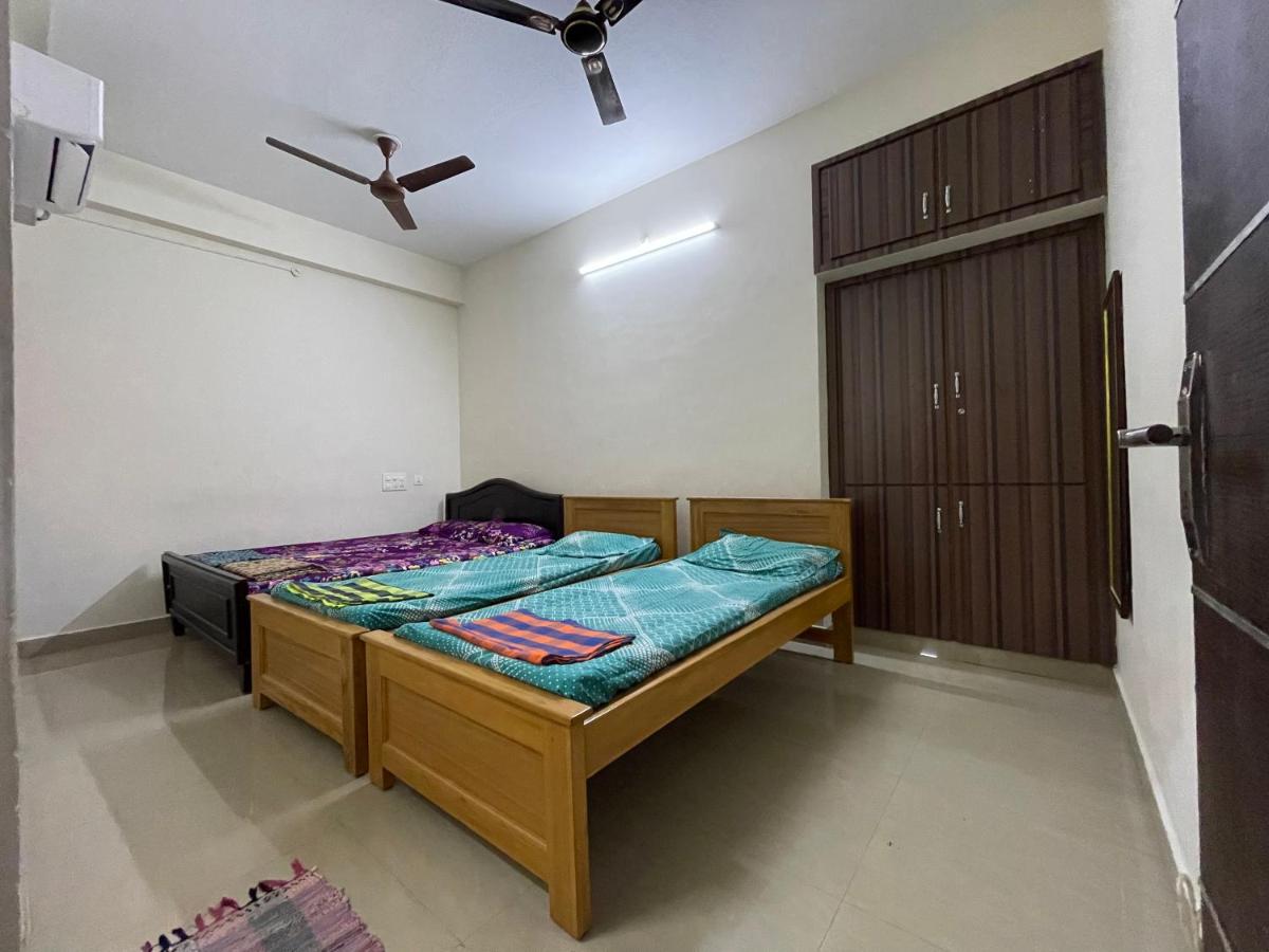 Sri Nivas - Housity
