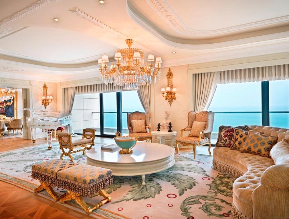 Bilgah Beach Hotel - Housity