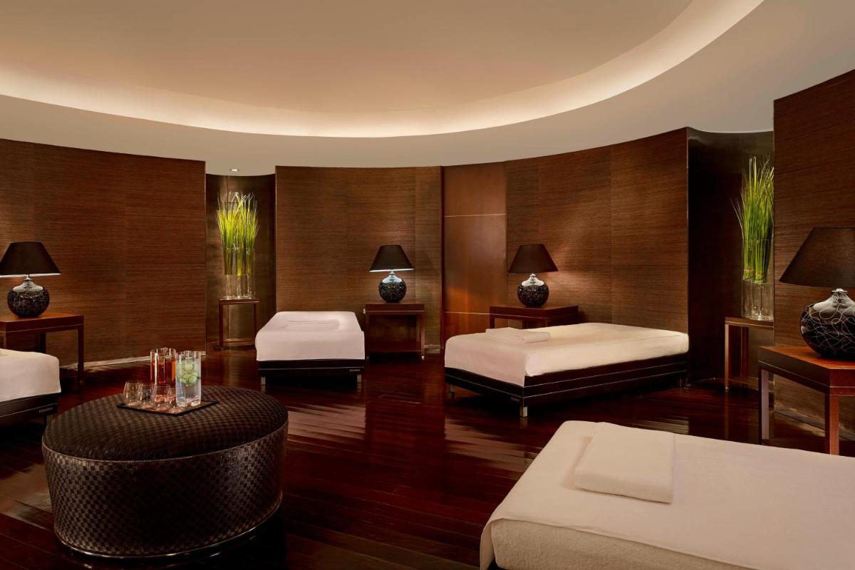 Imagem da galeria de Sheraton Porto Hotel & Spa no Porto