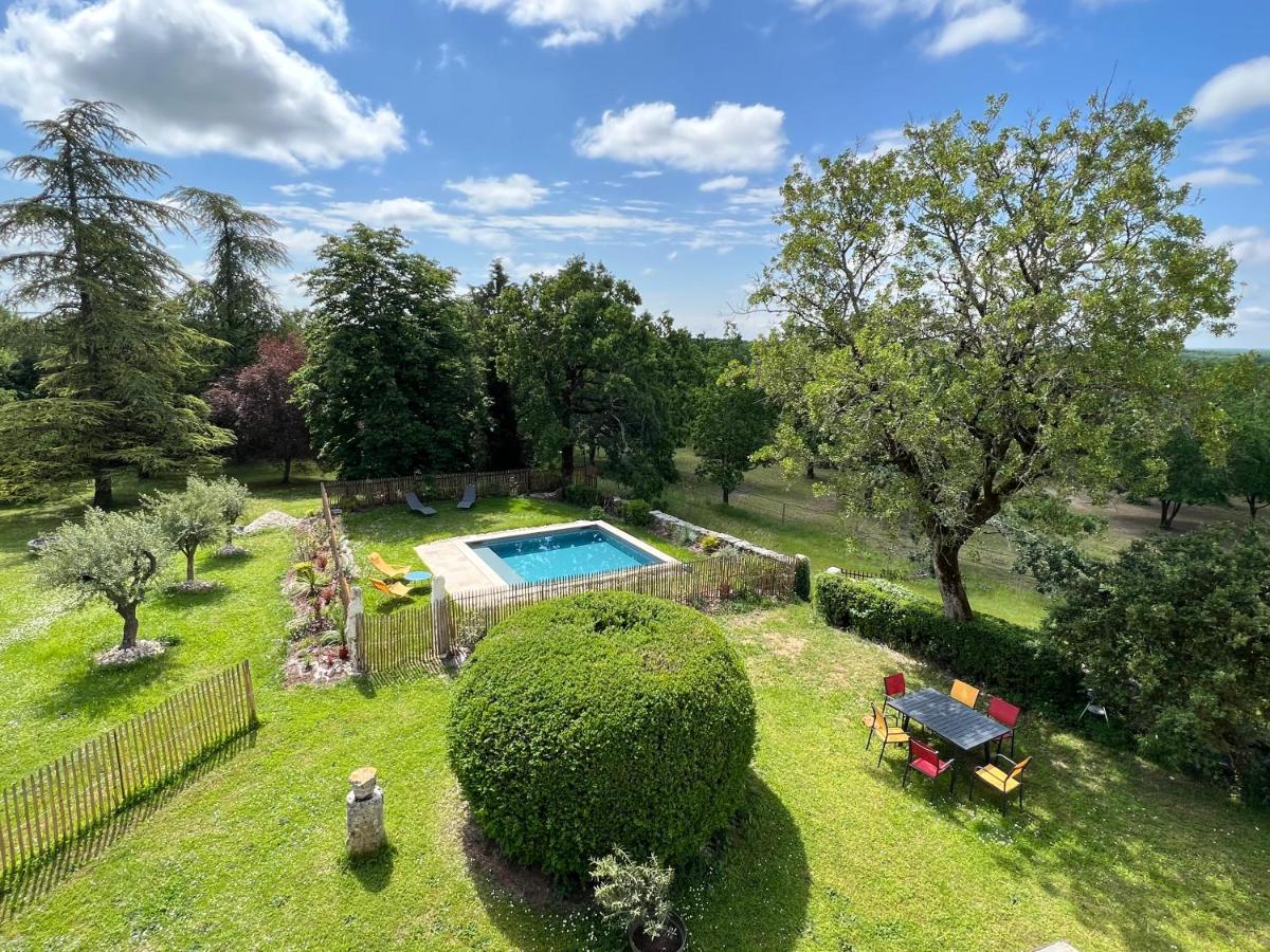 La Vayssade - Gîte de Charme - 6 pers - Piscine Jacuzzi & Truffes - Housity