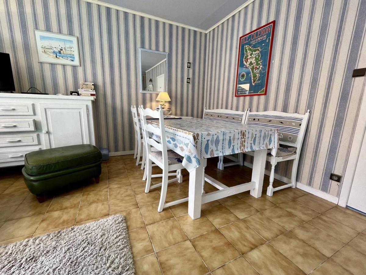 Maison calme à Saint-Pierre d'Oléron, proche centre et commerces, 5 km de la mer, 5 couchages, terrasses - FR-1-246A-252 - Housity