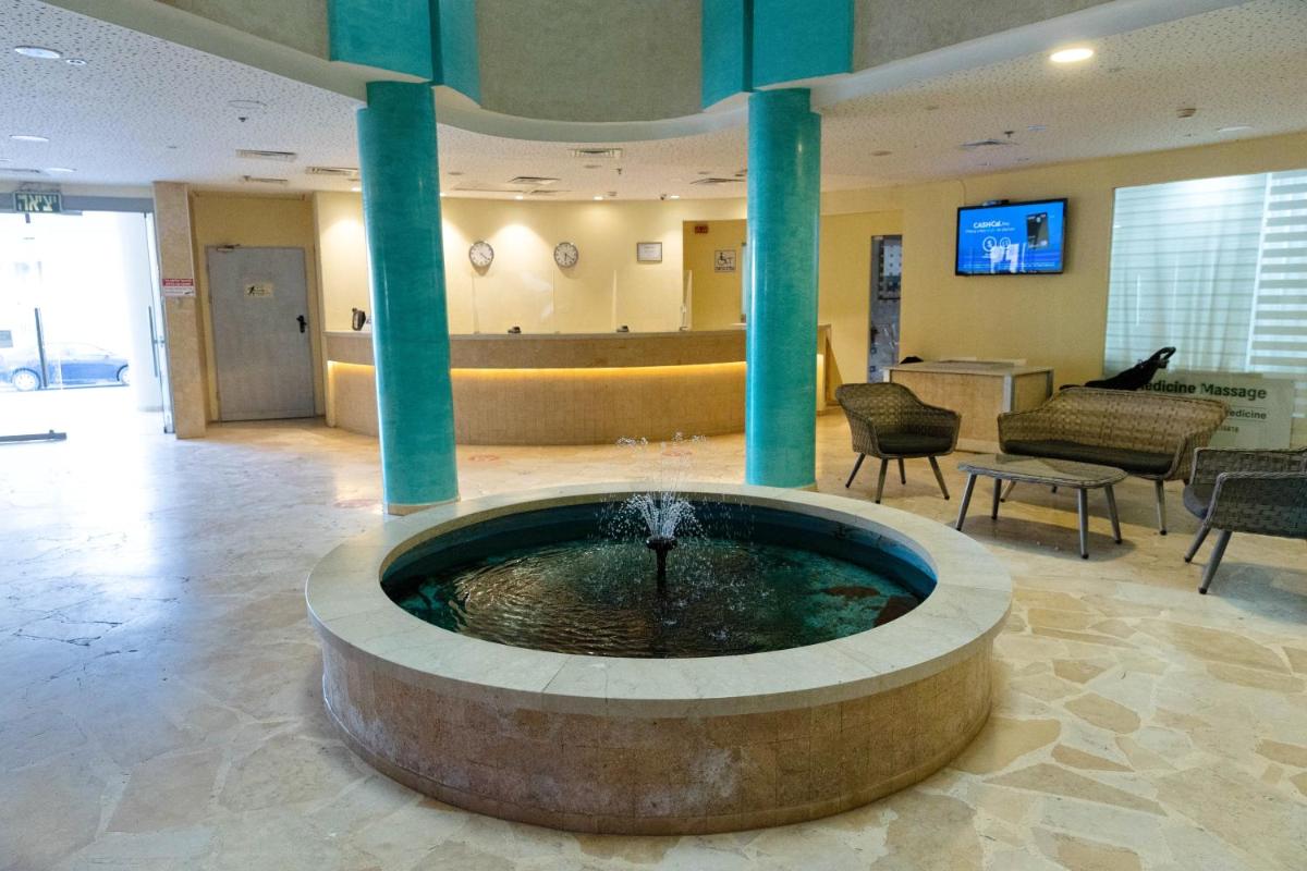 Adi Hotel - Housity