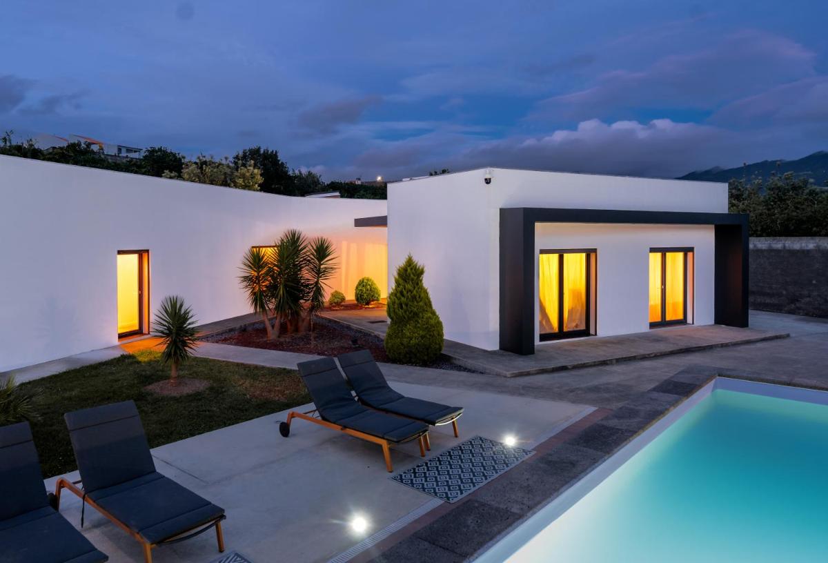 Eco Surflodge Azores - Housity