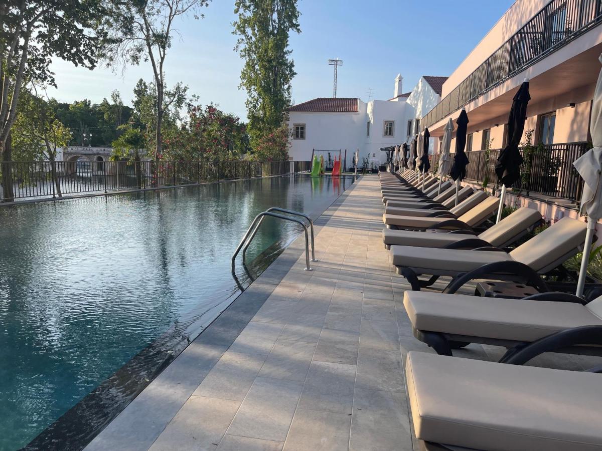A piscina em ou perto de Vila Gale Collection Tomar