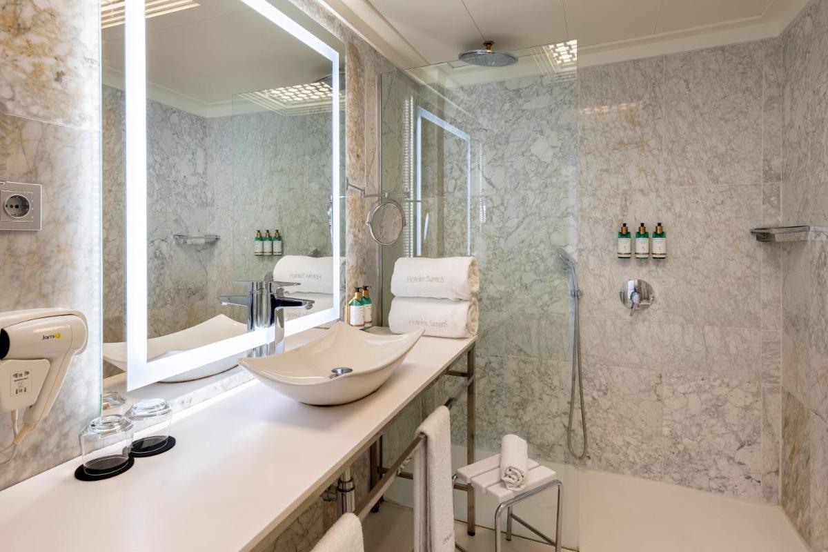 Un baño de Nixe Palace