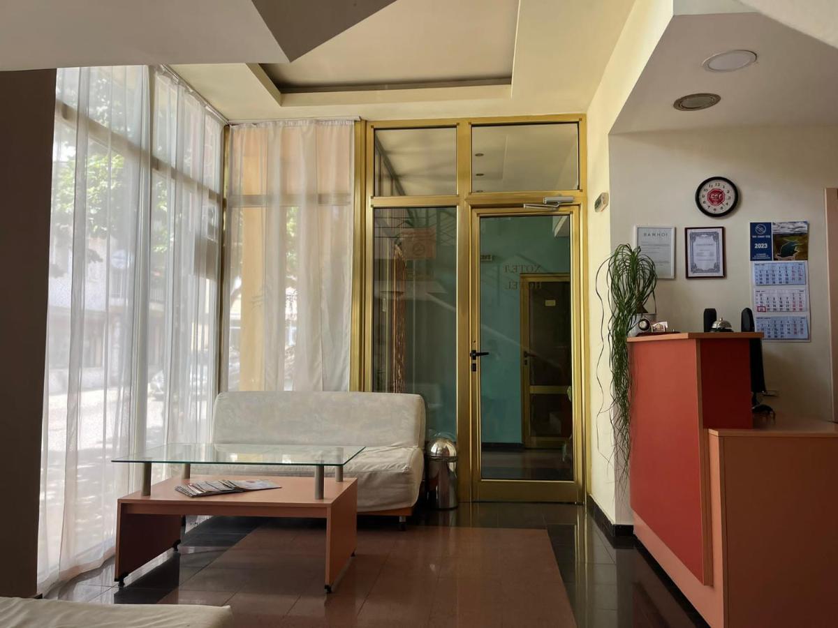 HOTEL KREDO - Housity