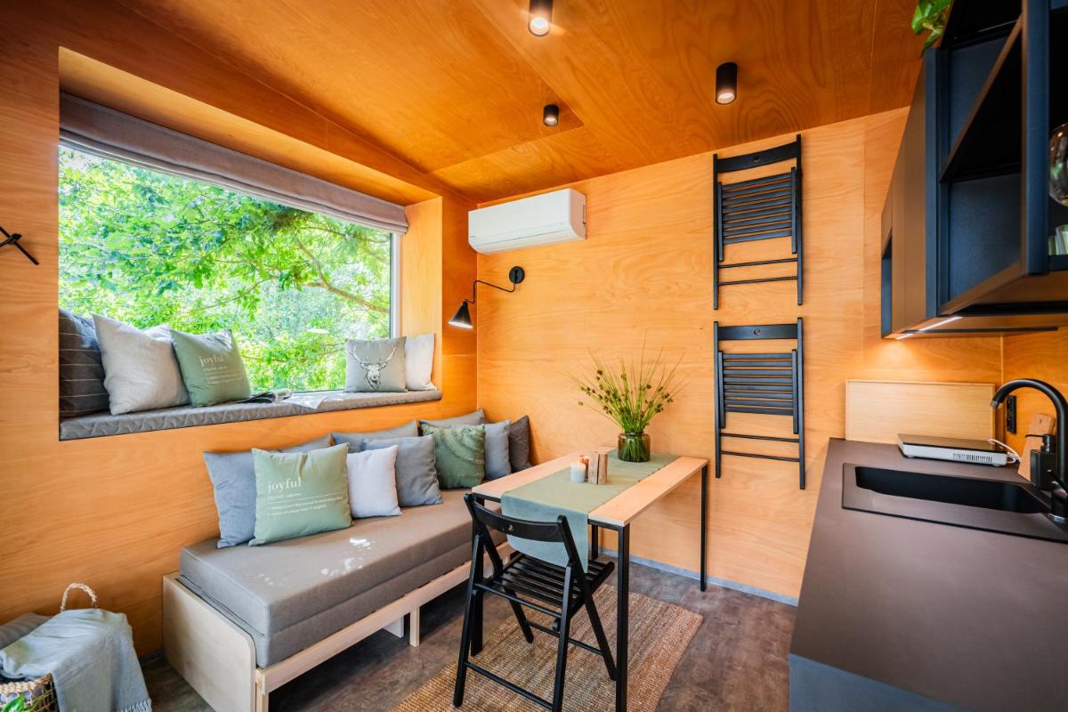 Rybník Plovoucí Sauna Glamping - Housity