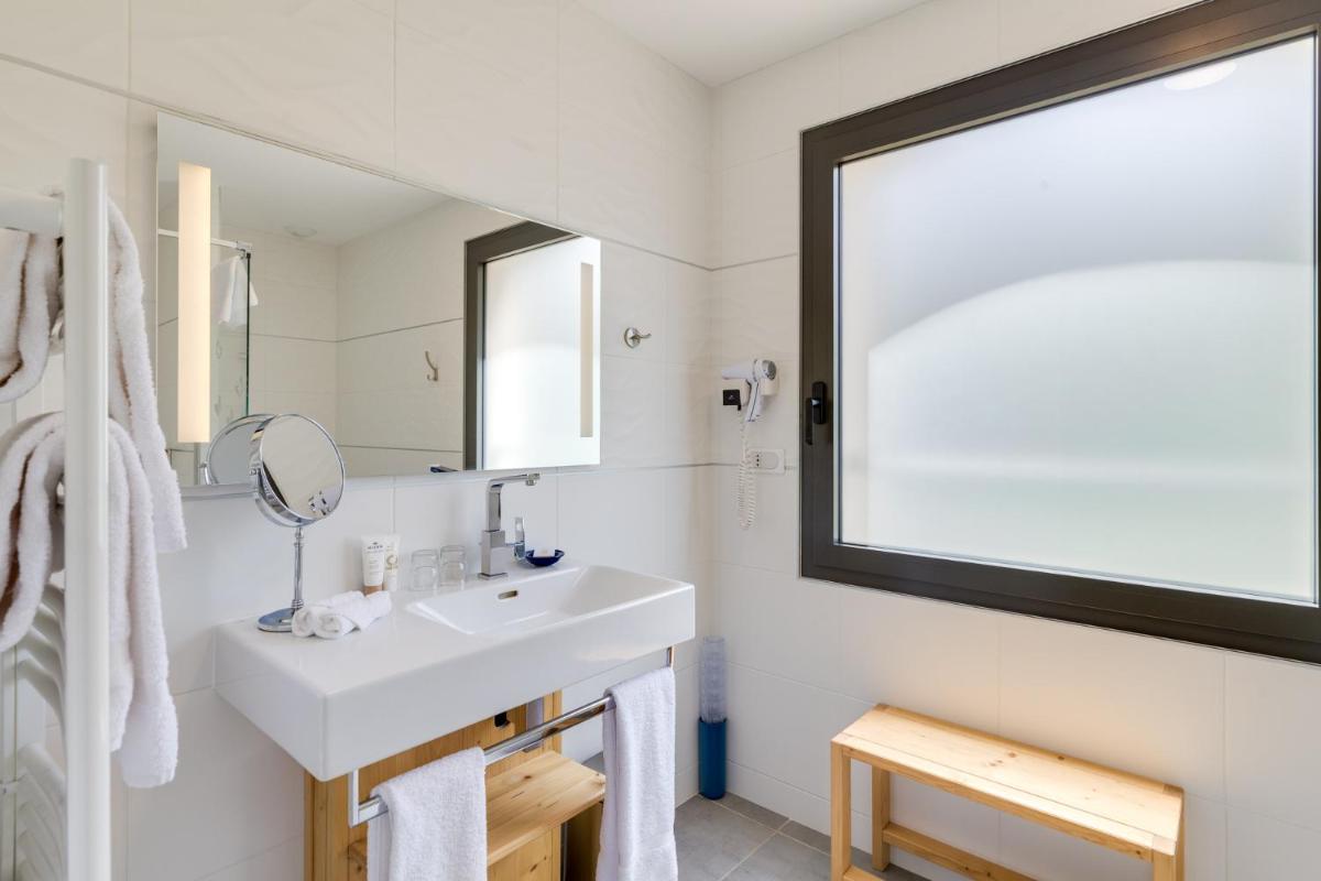 Salle de bains dans l'établissement La Cachette