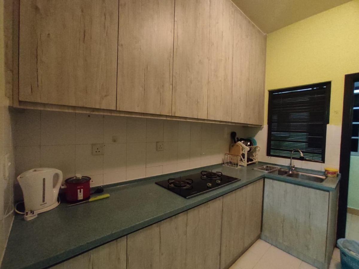 Acuk Stay - Seri Maya Condo Homestay - Housity