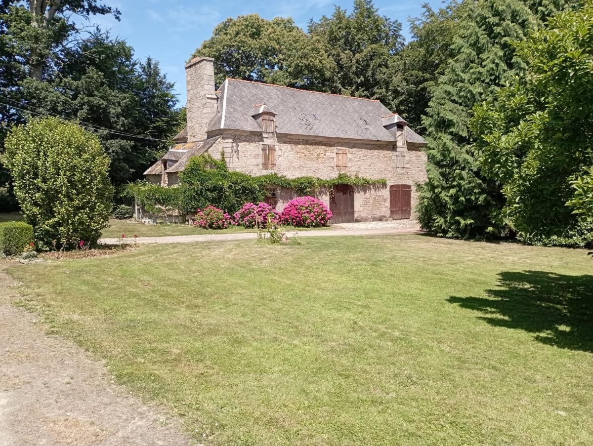 chateau du Bois-Riou - Housity