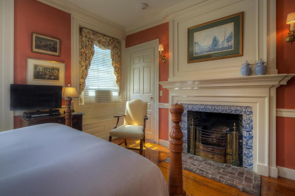Suitetrails - Francis Malbone House
