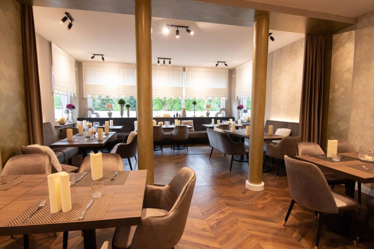 Hotel Restaurant Hackmann-Atter - Housity