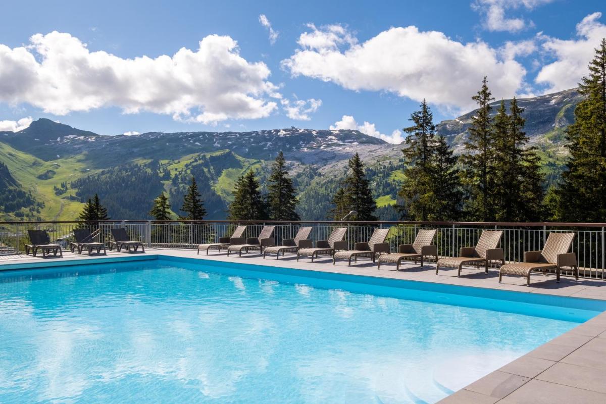 Vue générale sur la montagne ou vue sur la montagne depuis l'appart'hôtel