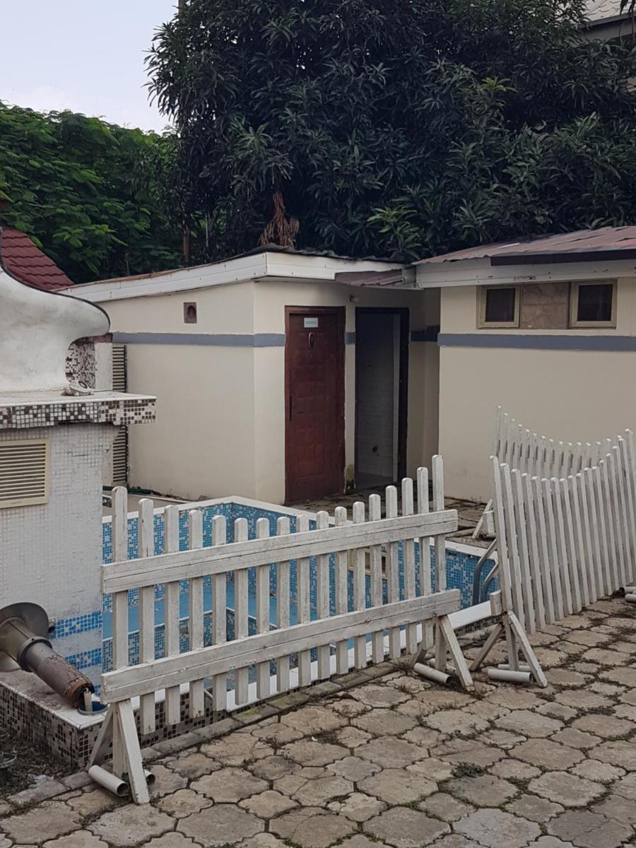Urban Castle Hotel Gwarinpa - Housity