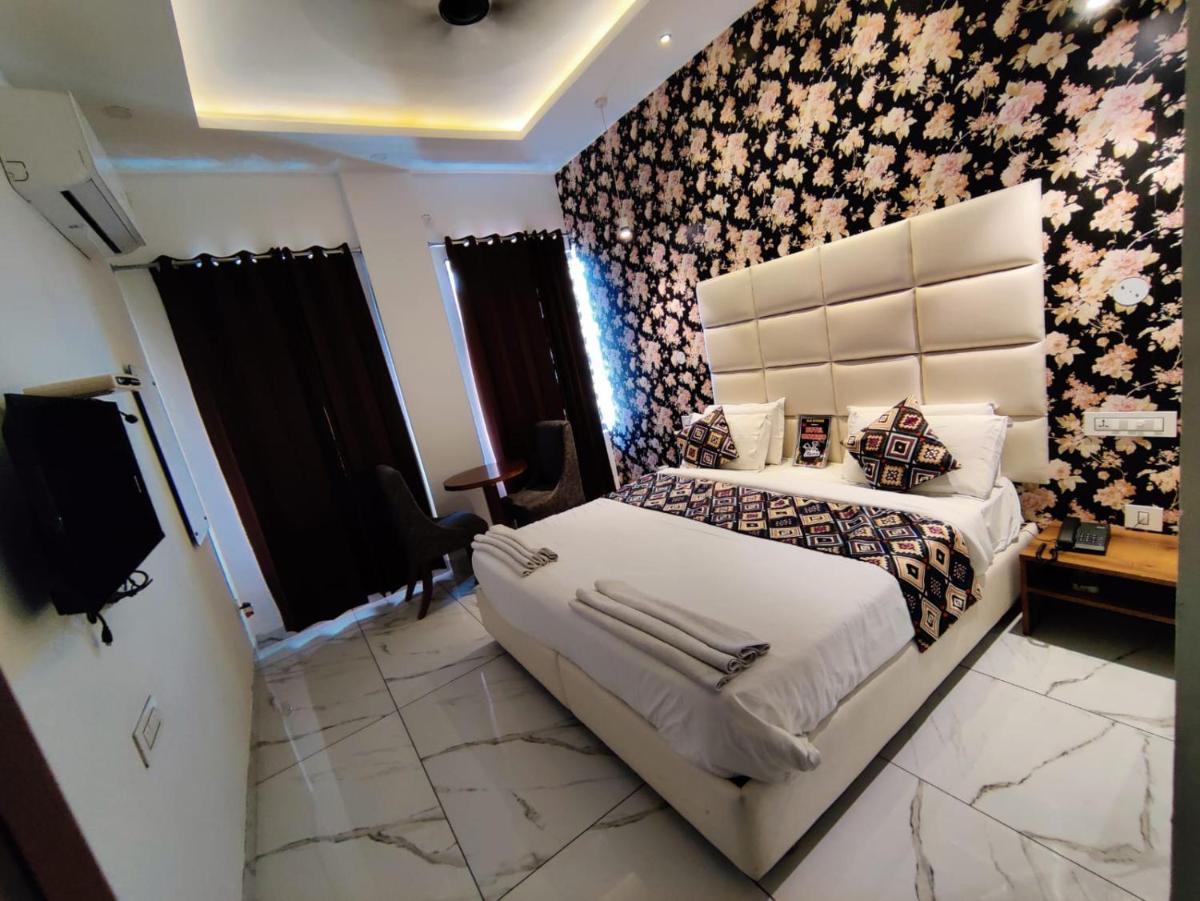 Hotel Ontario - Housity