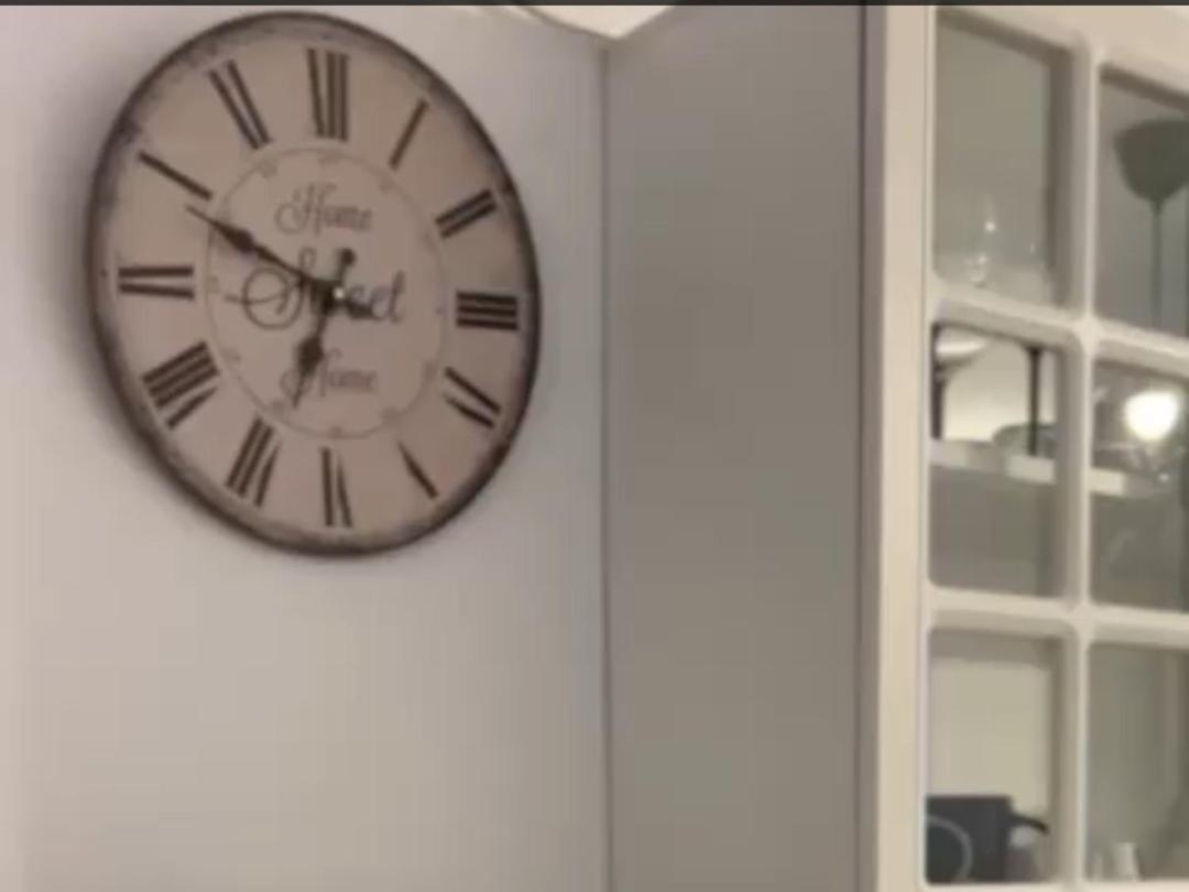 Sweet Home Apartament - Housity