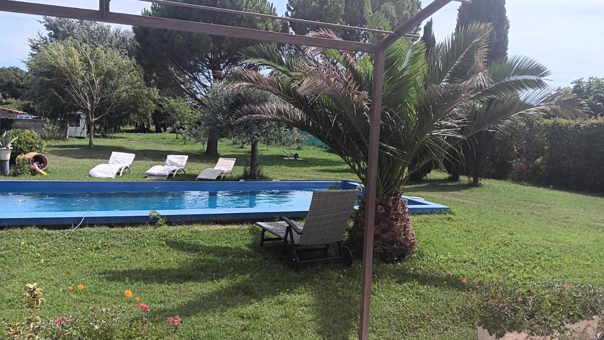 Les Acacias 84320 - Housity