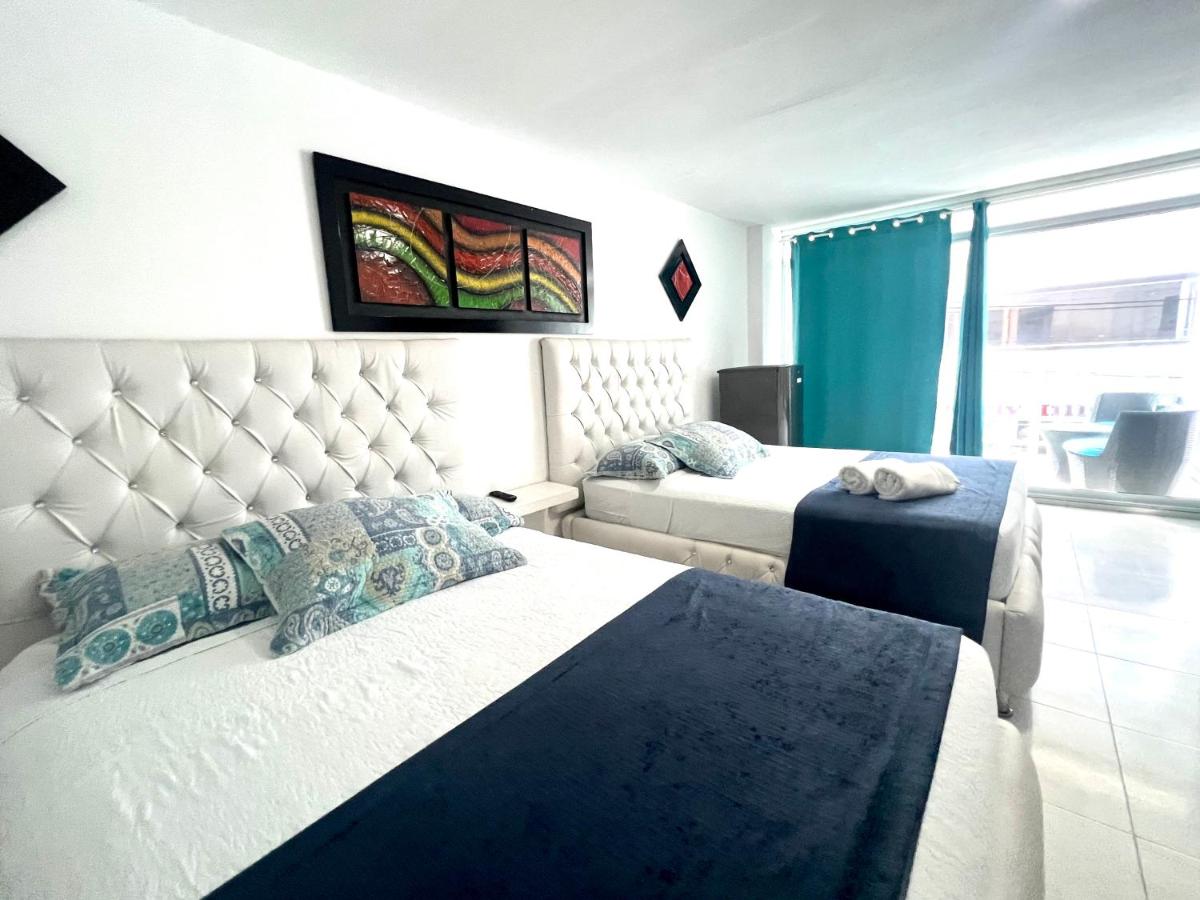 Blue Emerald Inn - Housity