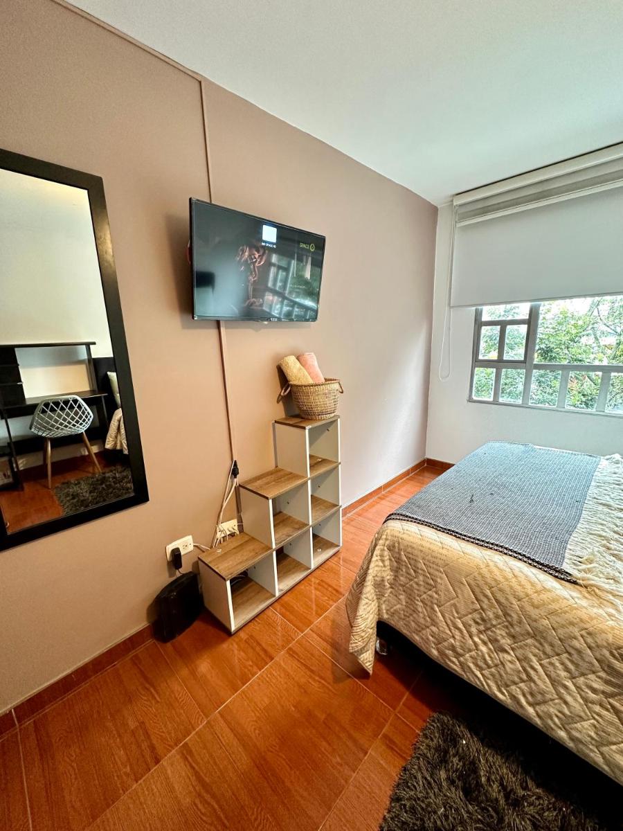 Habitacion cerca al aeropuerto el dorado - Housity