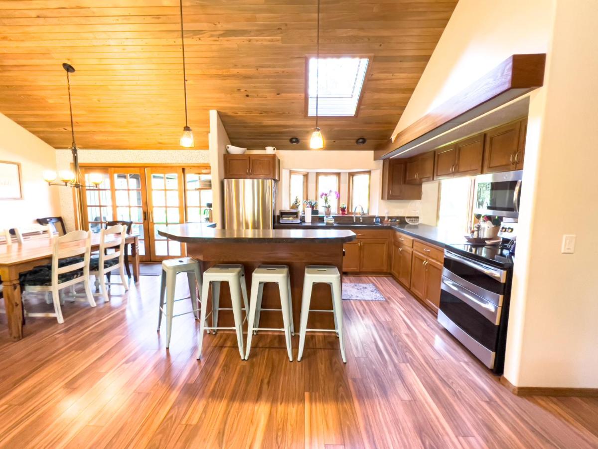 Wagon Wheel Home - Housity