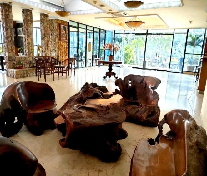 PIA Hotel Bandung - Housity