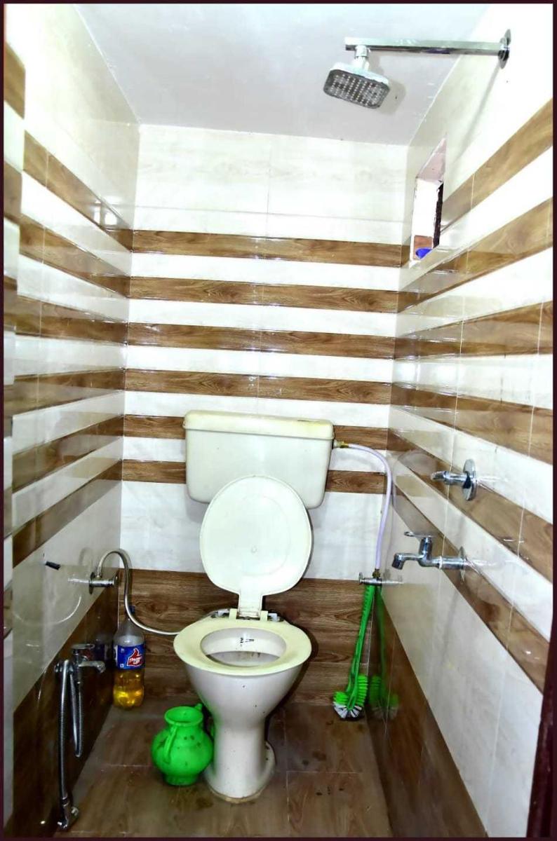 SPOT ON The Raj Hut Hotel & Restaurant - Housity