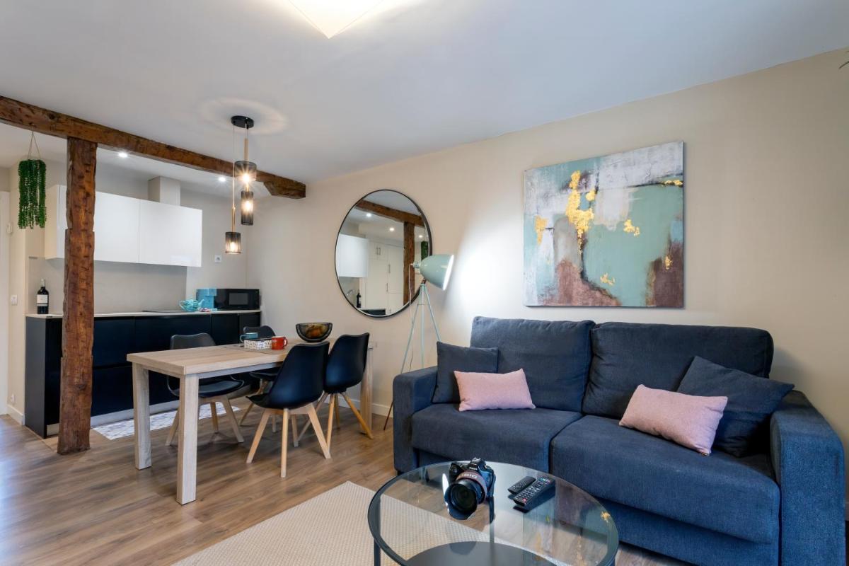 El Encanto del 12 by Unique Rooms - Housity
