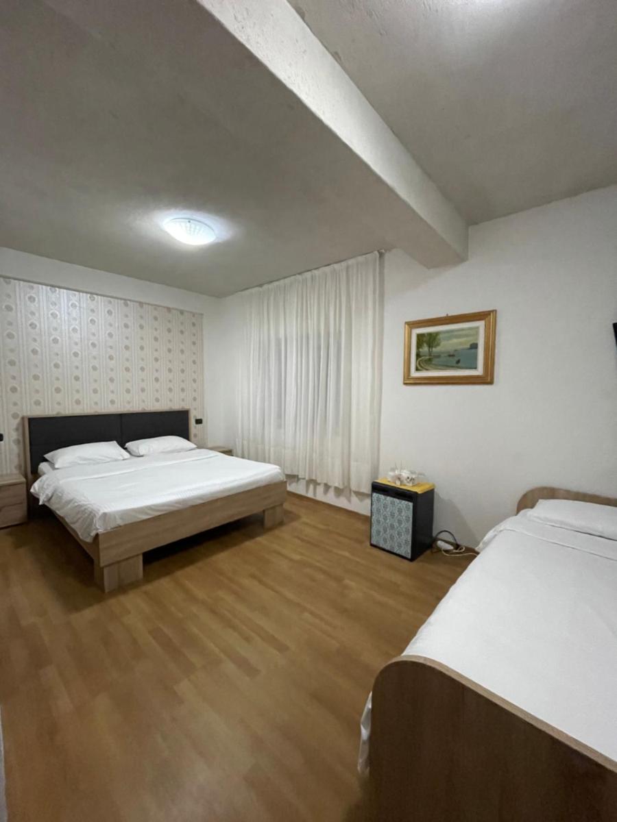 River Side - Housity