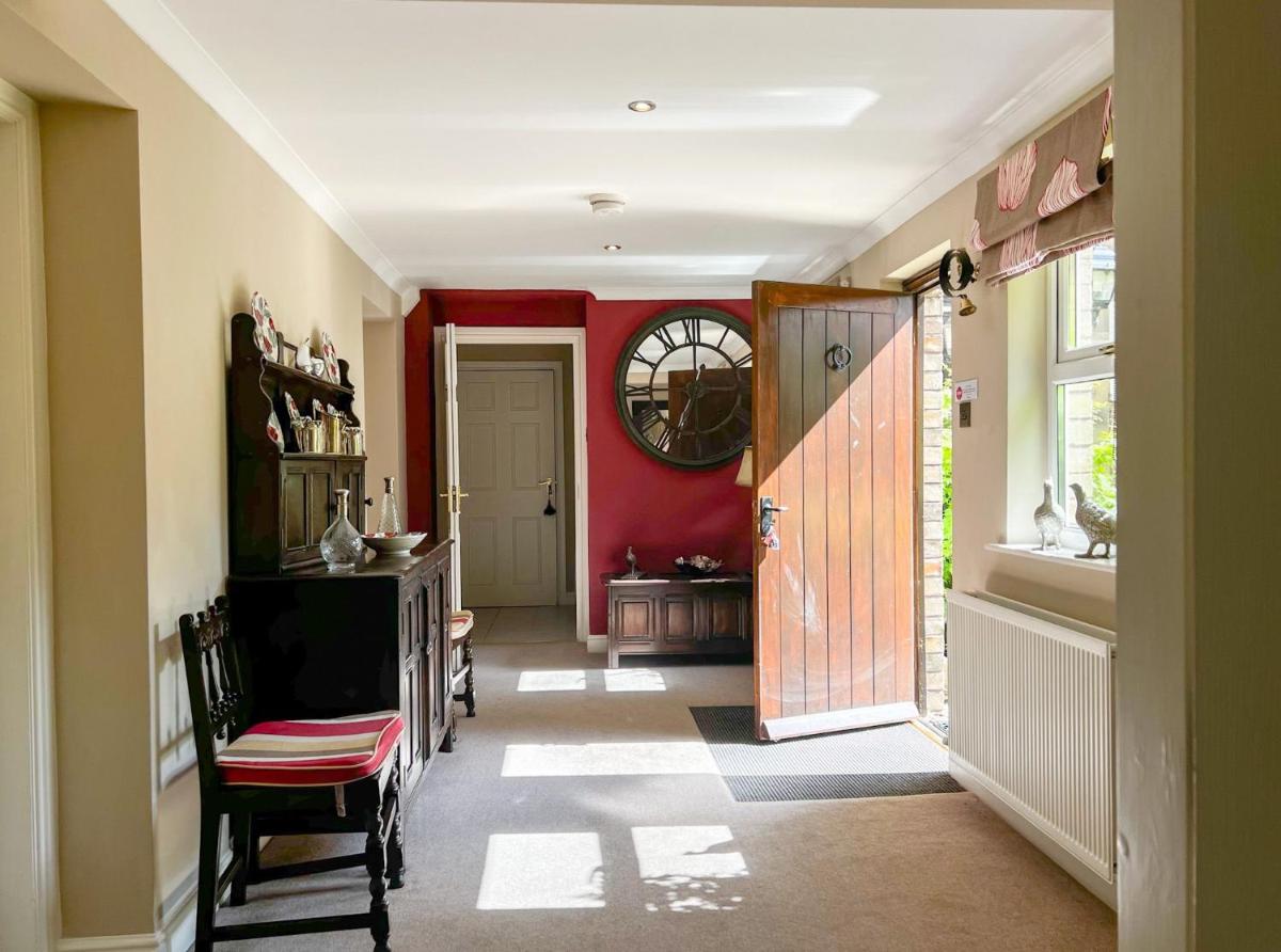 Geltsdale Garden Apartment ground floor home in Wetheral close to Carlisle & Ullswater - Housity
