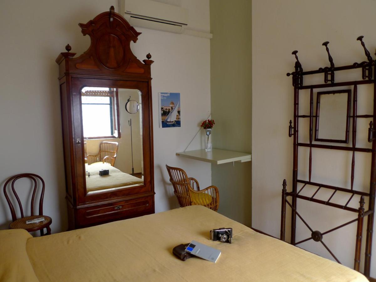 Sardegna, Torre Grande, La Camera Chiara Q2749 - Housity