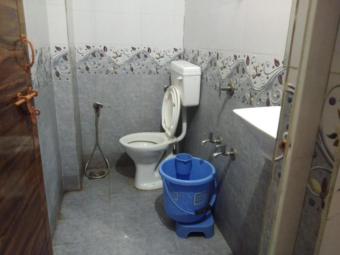 Hotel Shree Krishna - Housity