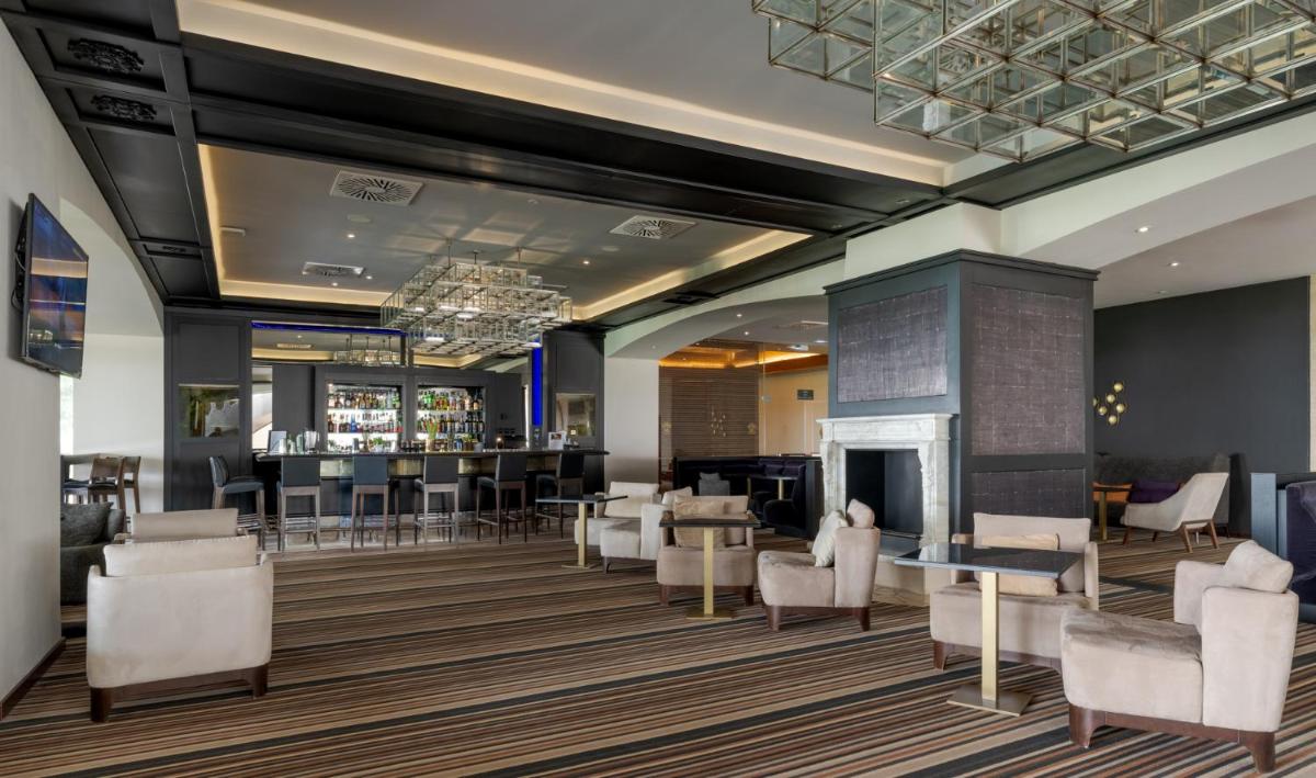 Uma área de estar em Pestana Alvor Praia Premium Beach & Golf Resort