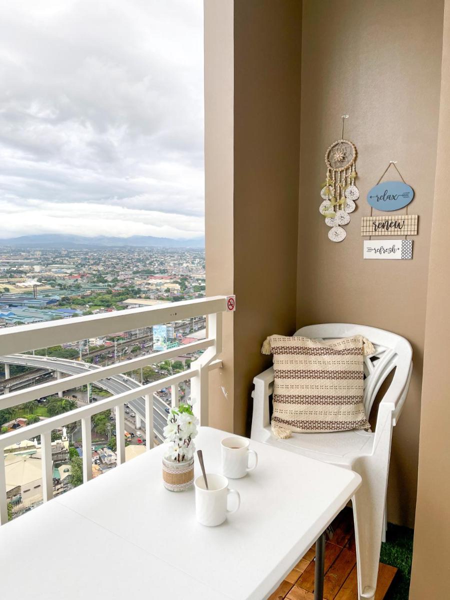 Celandine Condo by Dream Staycation in Quezon City - Housity