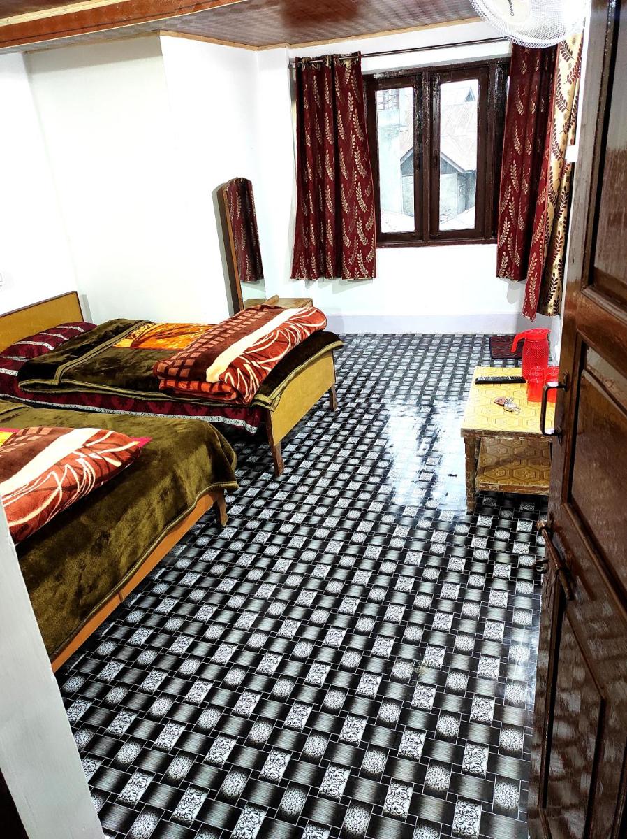 Kamran Guest House - Housity
