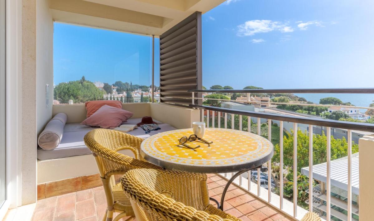 Uma varanda ou terraço em Pestana Alvor Praia Premium Beach & Golf Resort