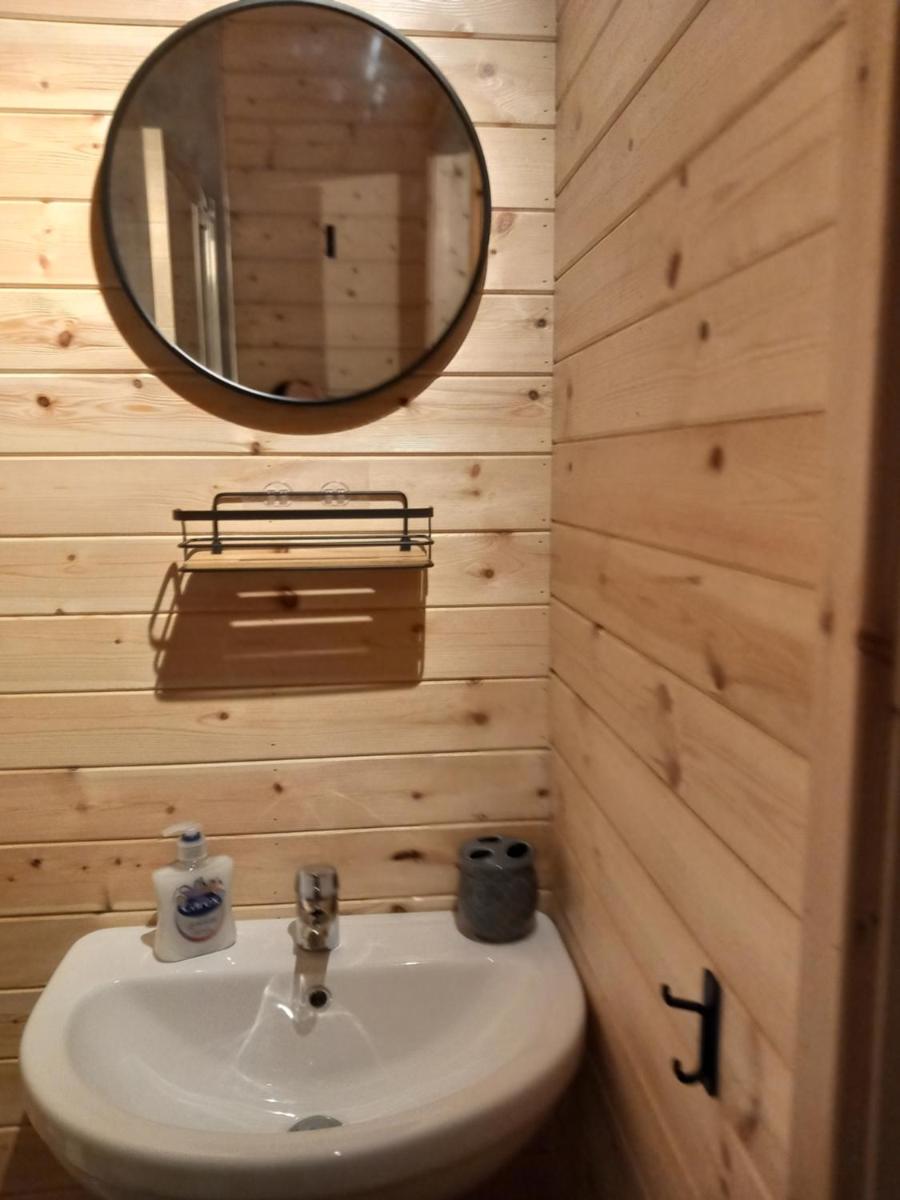 Ty Peder, Secluded Vegan Cabin - Housity