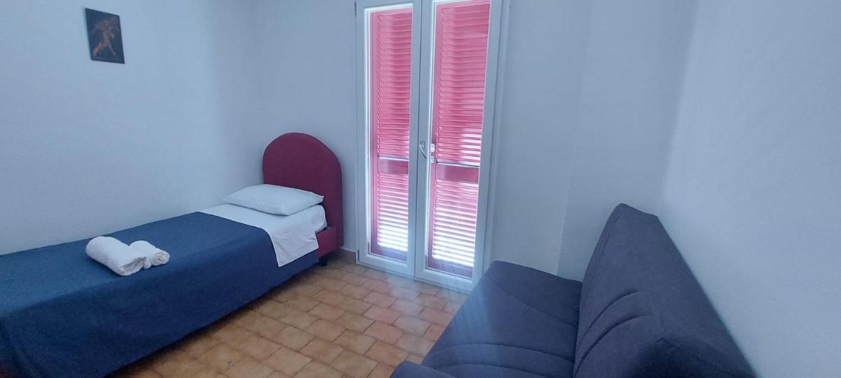Consoli Crispino - Housity