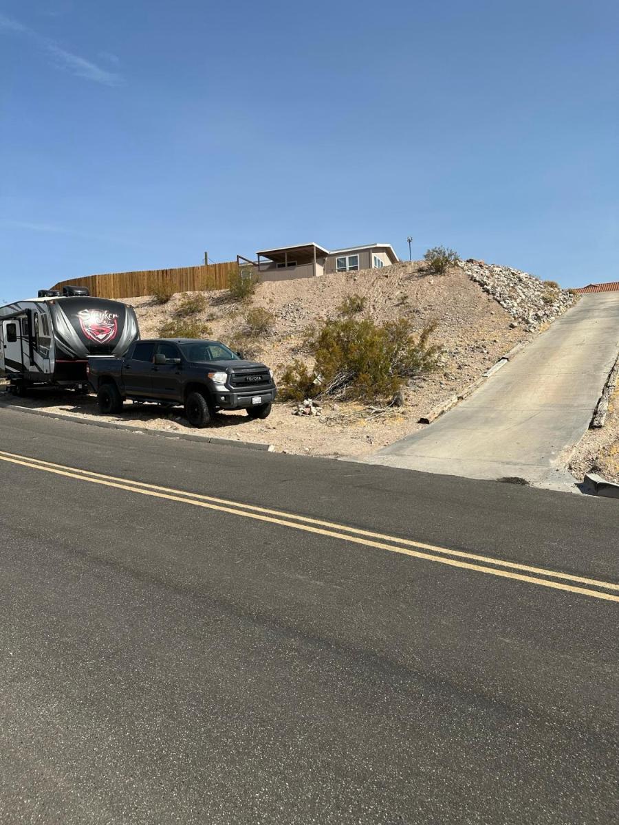 Mountain Views minutes from casinos and Lake - Housity