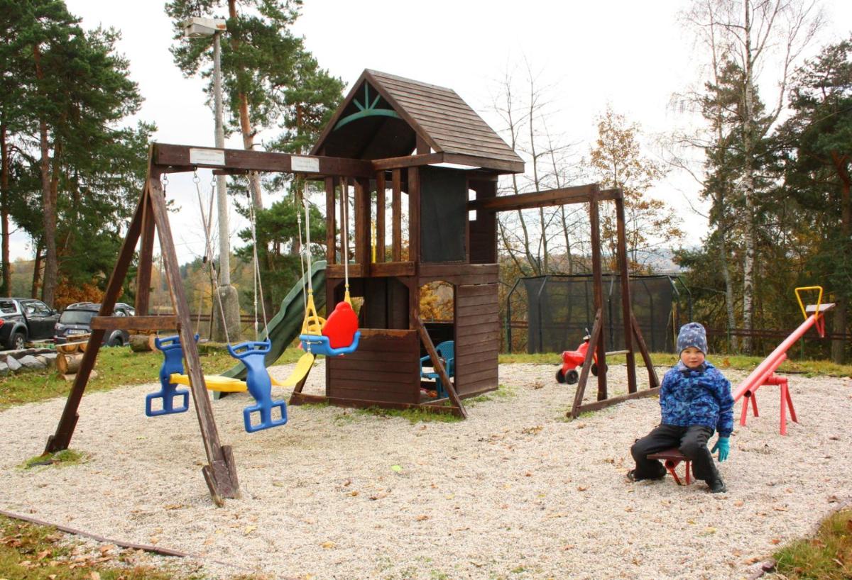 Glamping Hna?ov - Housity