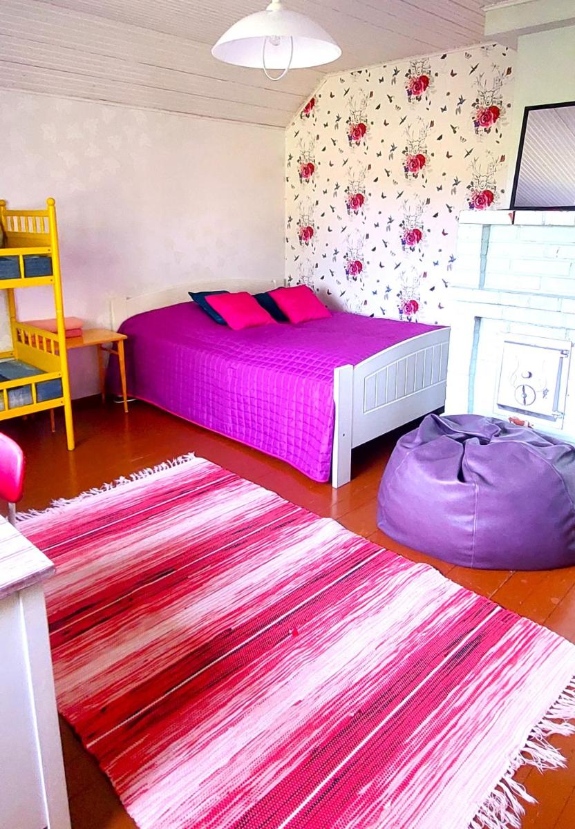 Villa Mummola Neljän makuuhuoneen asunto lähellä jokea - Housity