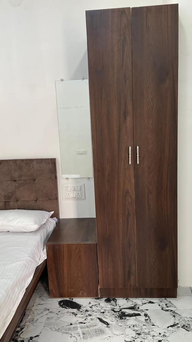 Anshuman Guest House - Housity