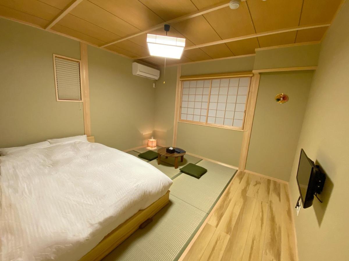 寅家 Japanese modern hotel - Housity