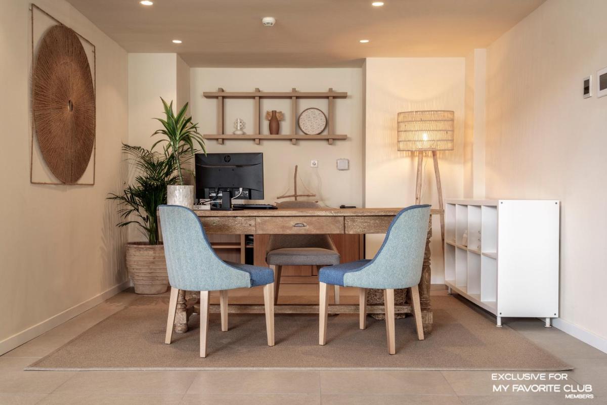 Una cocina o zona de cocina en AluaSoul Mallorca Resort - Adults only