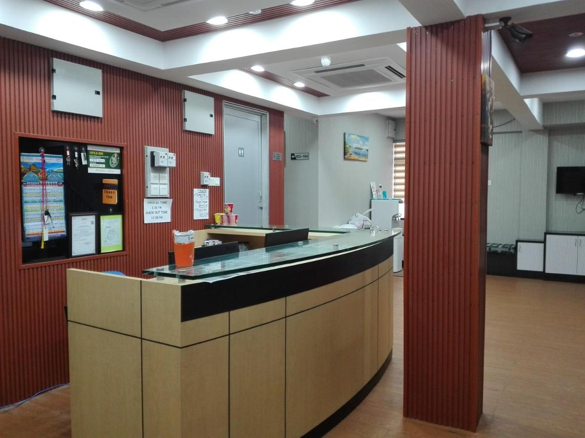 Bintang Square Hotel - Housity