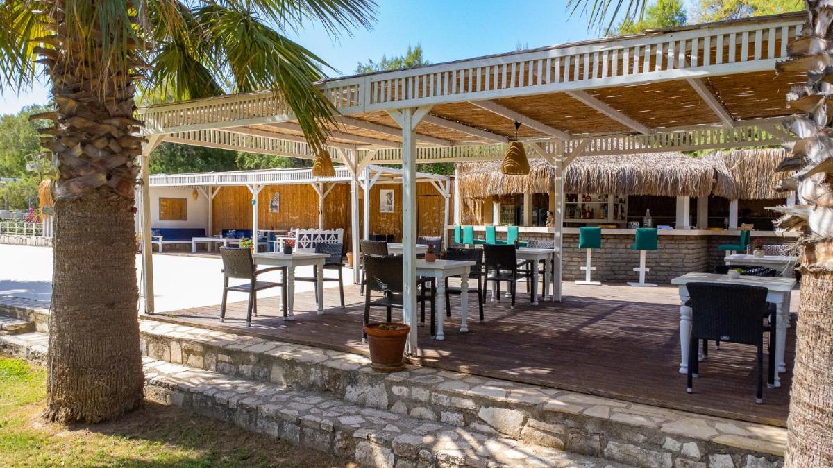 Ladonia Hotels Zemda Gümüşlük - Housity