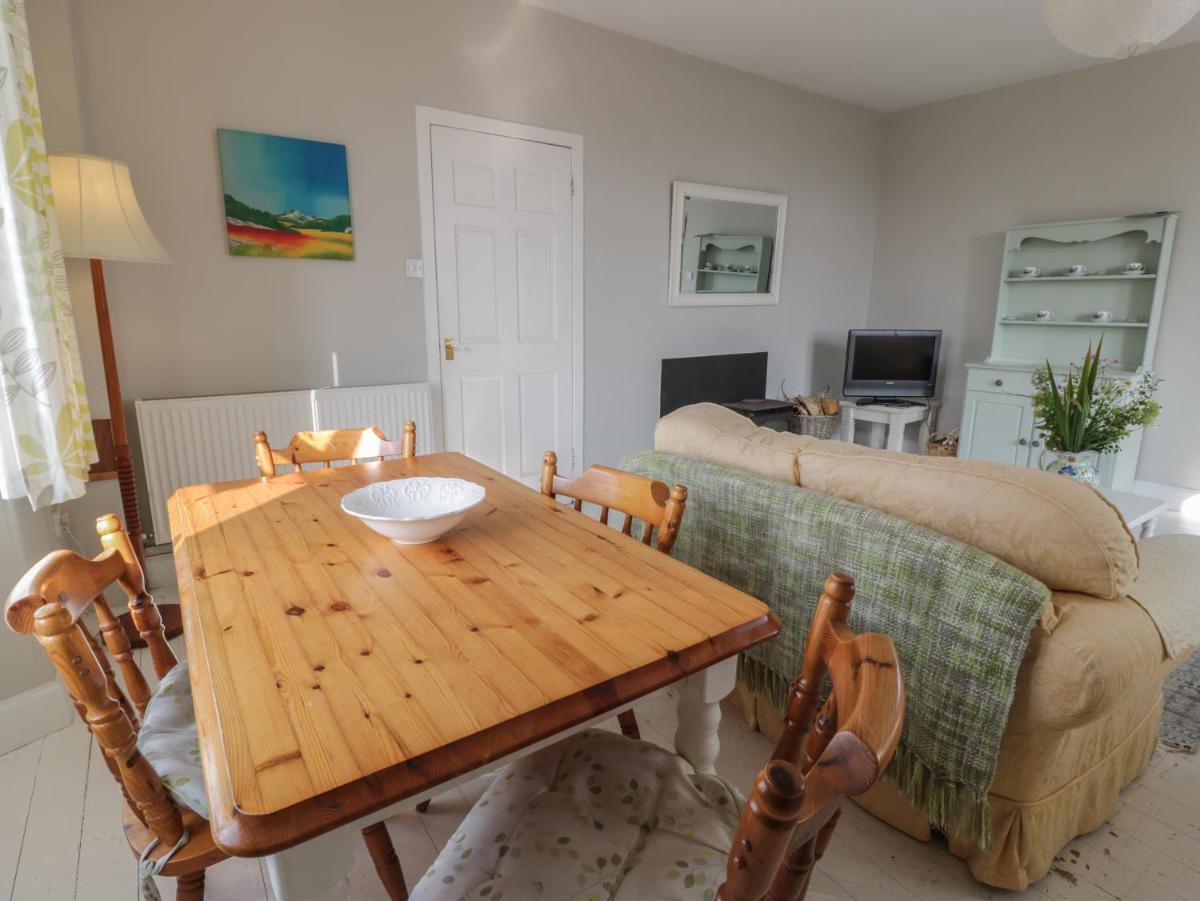 West Lodge - Housity