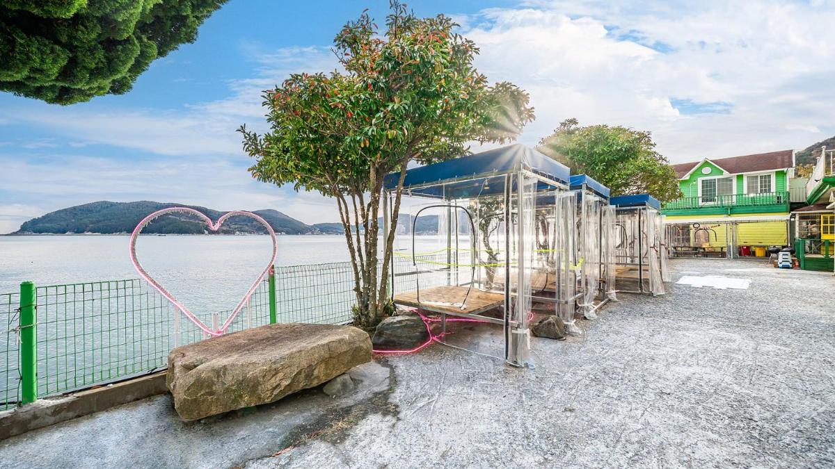 Suitetrails - Bada World Pension