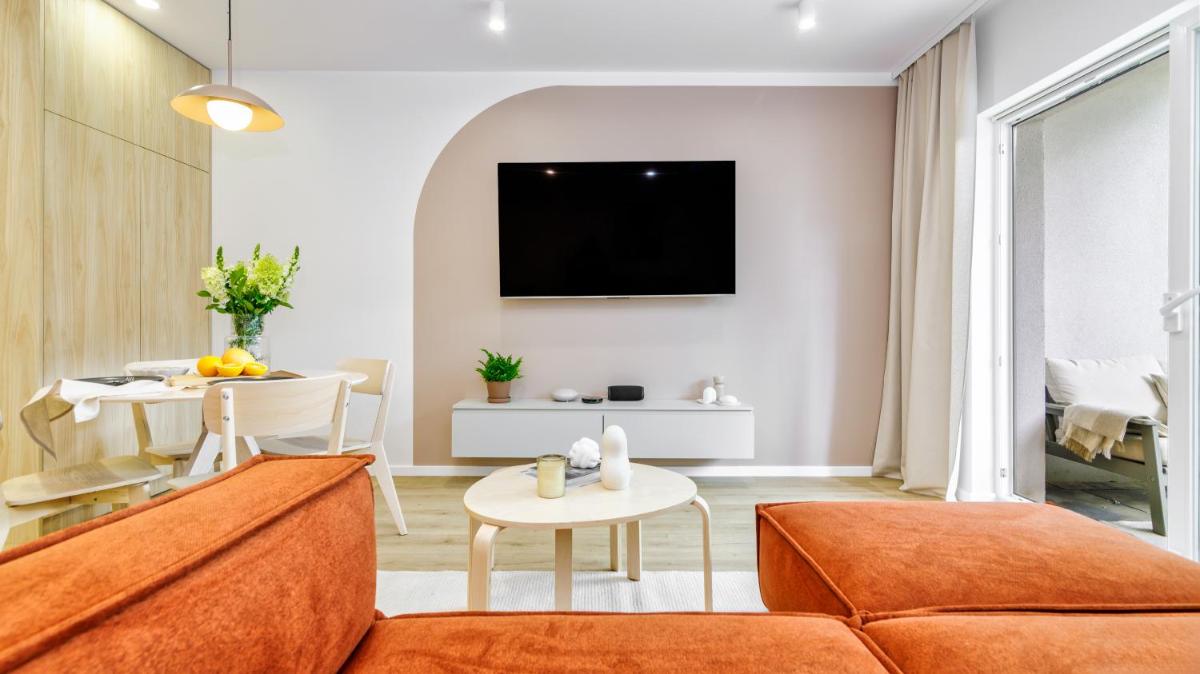 InTheMiddle - Housity