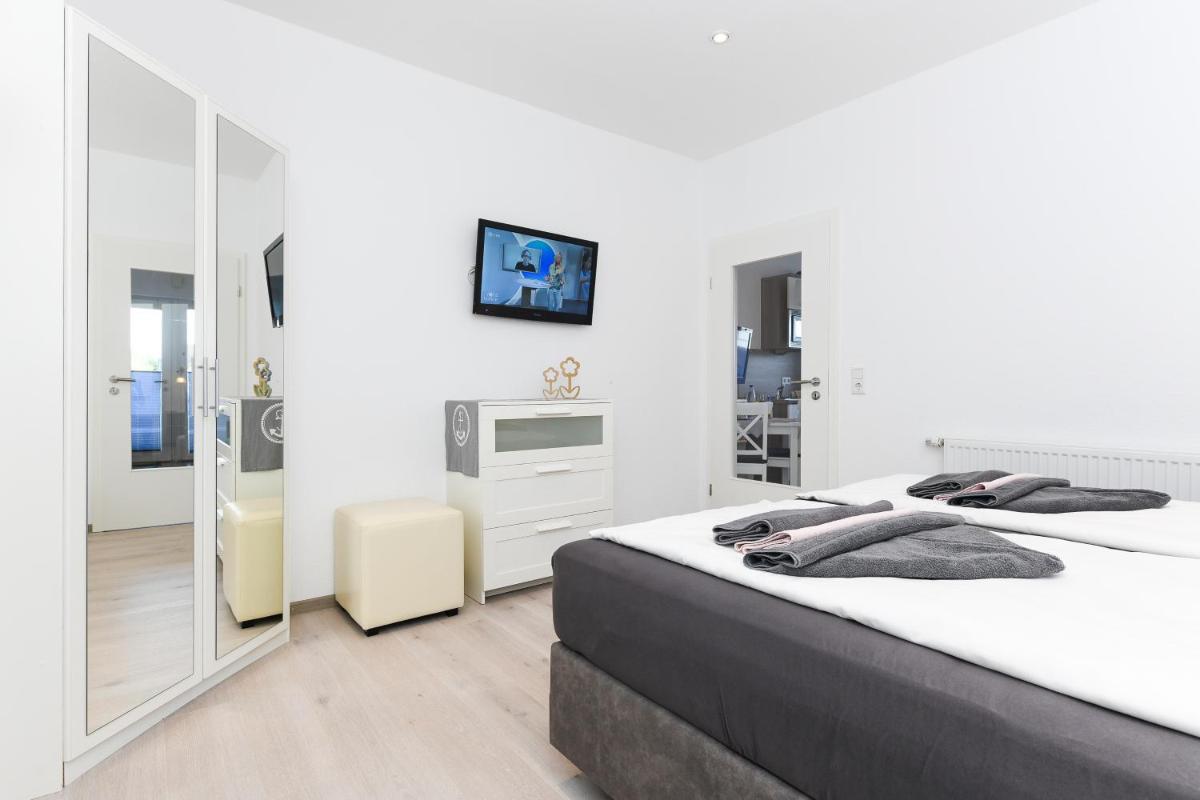 Haus Pirola Bensersiel - Housity