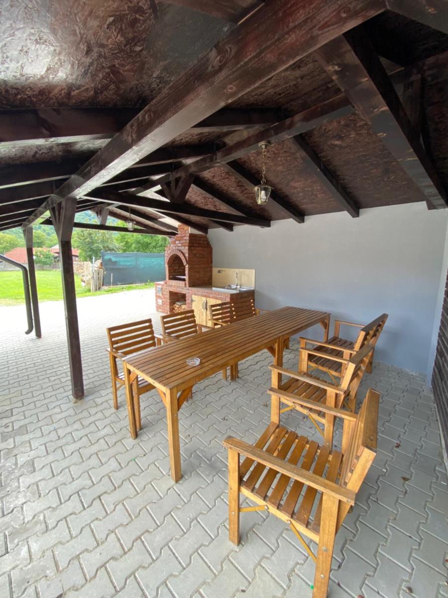 Pensiunea COCO - Housity